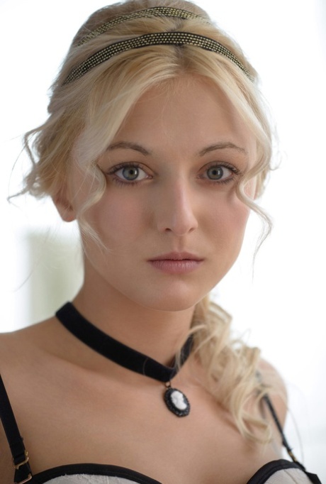 Katy Rose beautiful naked image