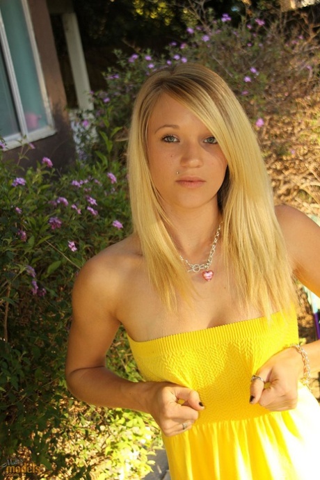 blonde step cousin art nude img