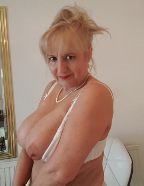 grey hair mature porno archive