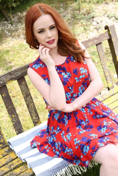 Ella Hughes nice actress picture