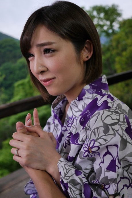 Runa Hanekawa top actress image