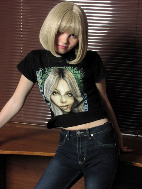 short hair hairy girl art naked pics