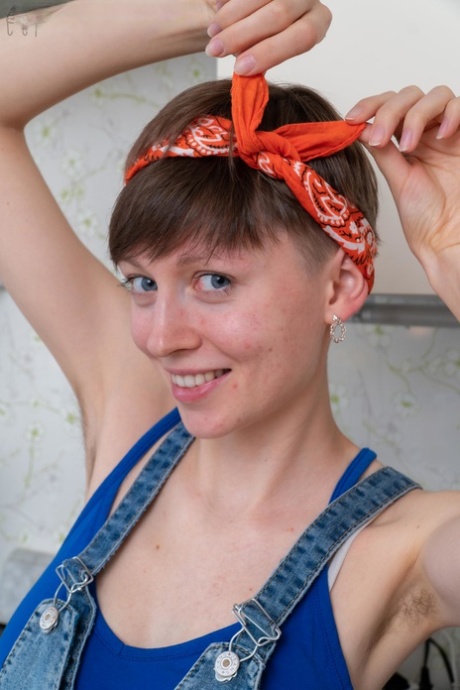 short hair cheerleader hot sexy gallery