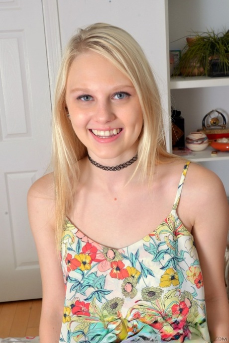 Lily Rader beautiful actress gallery